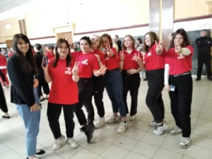 _UVBna6oGMiq3FrLxUyMOEh1c1gEEEzSq-lmt4IY82FHTQ-1