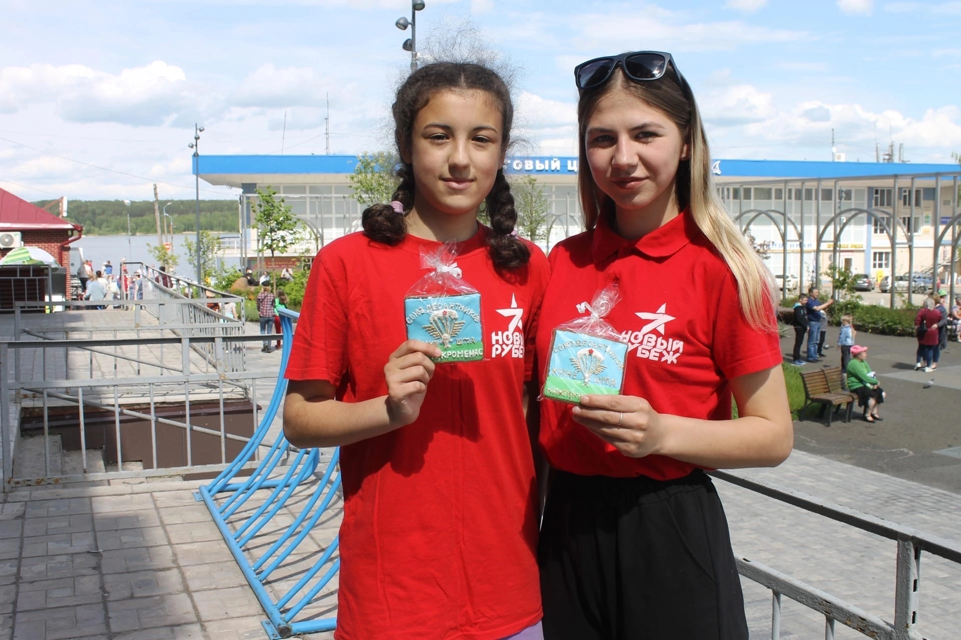 4DCBPV41ZsvpDfScXWBoyUZpso_Cn18JSeeHvWDd7aWhdV-JNyBiO-lH1ZUSjJsz1kQQAVFKOiu_LtoM3Z6qWnZ1